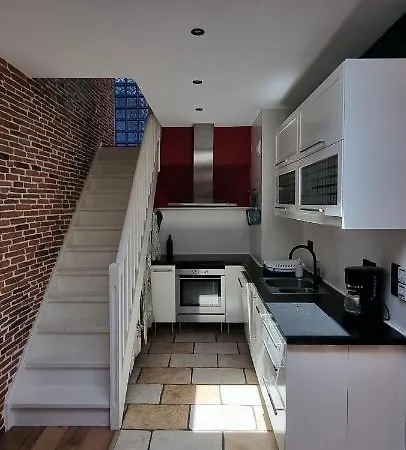 Loft 80m2 En Plein Coeur De La Vieille 3 Etoiles شقة تولون